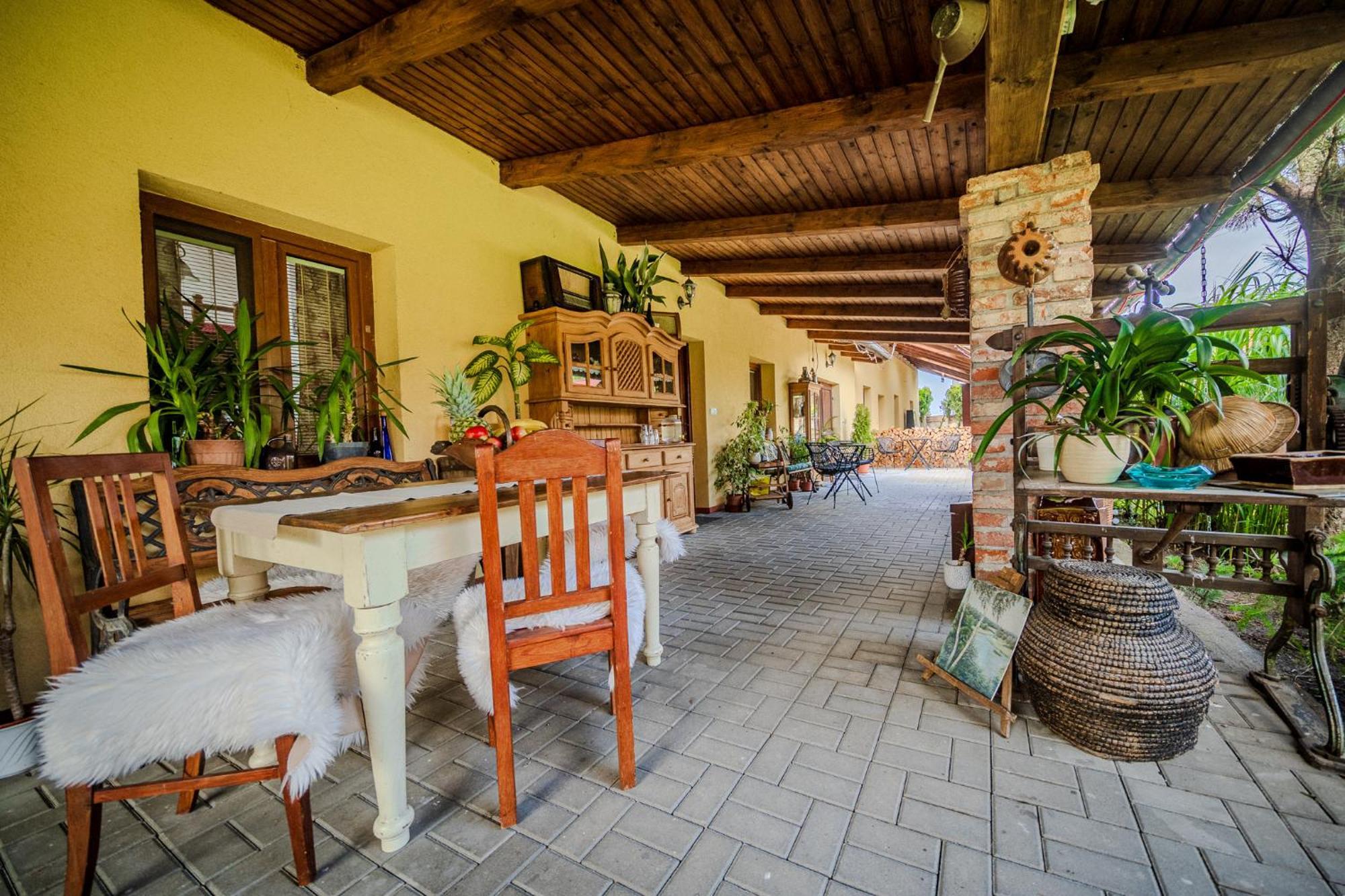 Villafilippa Kresetice Bagian luar foto